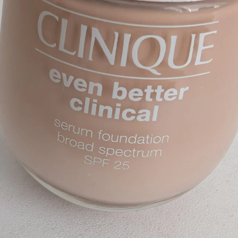 Clinique Even Better SPF15 Makeup Cream Foundation CN 02 Breeze VF Preowned - Picture 4 of 6